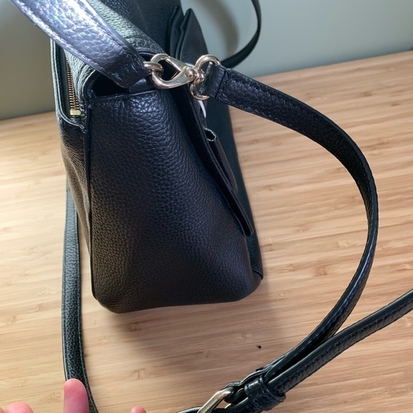 Kate Spade Bow purse with matching wallet/clutch - Picture 5 of 7